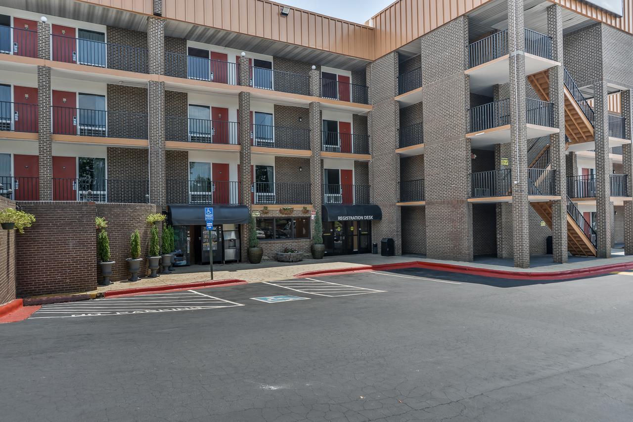 Budgetel Inn And Suites Raleigh Exterior foto